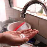 Tarcísio corta 34,6% do orçamento para a segurança hídrica em