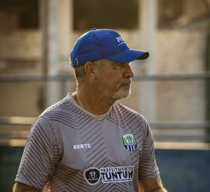 Técnico Vinícius Saldanha é demitido após primeiro jogo do Tuntum