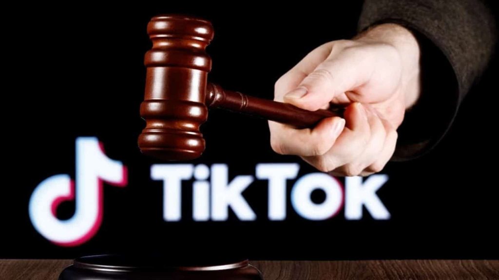 TikTok deixa julgamento sobre vício de jovens em redes sociais