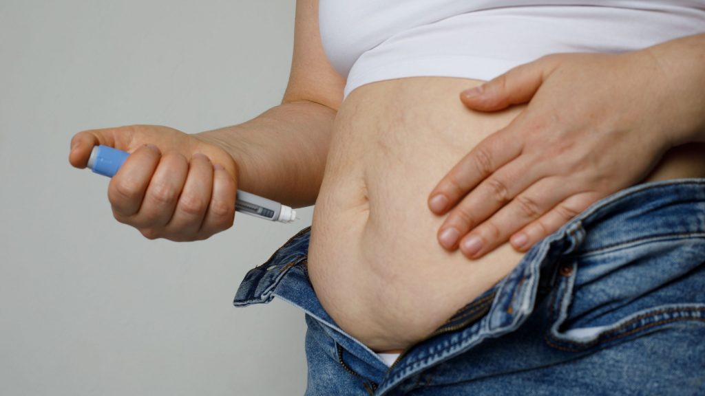 Vai parar de usar caneta emagrecedora? Cuidado com essa armadilha