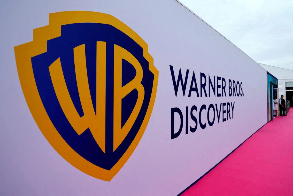 Warner volta a rejeitar proposta da Paramount por risco financeiro