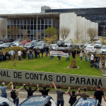 funcionários e oposição resistem à privatização da estatal no Paraná